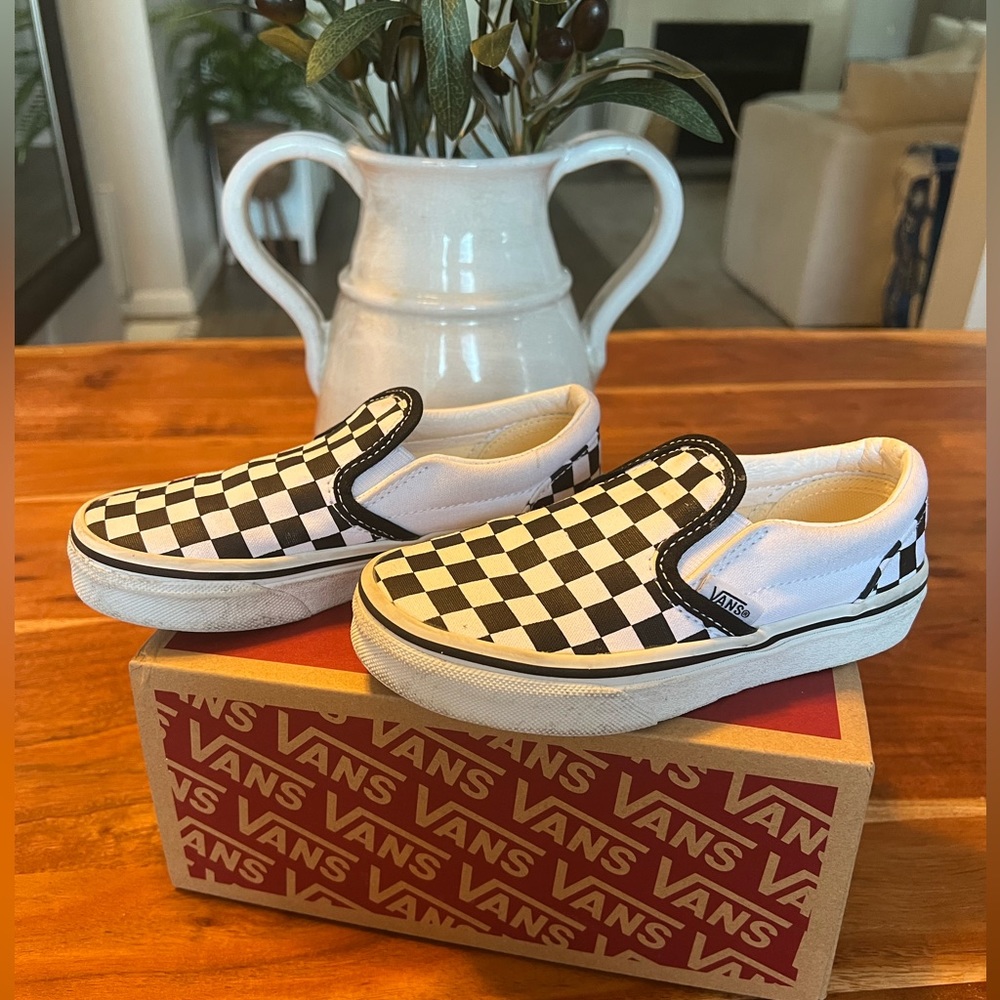 Checker black and white slip on vans